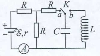 Câu 36: Dùng mạch điện như hình bên để tạo dao động điện từ, trong đó E= 5 V, r = 1Ω và các điện trở R giống nhau. Bỏ qua điện trở của ampe kế. Ban đầu khóa K đóng ở chốt a, số chỉ của ampe kế là 1 A. Chuyển K đóng vào chốt b, trong mạch LC có dao động điện từ. Biết rằng, khoảng thời gian ngắn nhất để từ thông riêng của cuộn cảm giảm từ giá trị cực đại $Φ_0$ xuống 0 là $\tau$. Giá trị của biểu thức $\dfrac{πΦ_o}{\tau}$ bằng